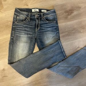 Women’s Daytrip Buckle straight leg jean size 27